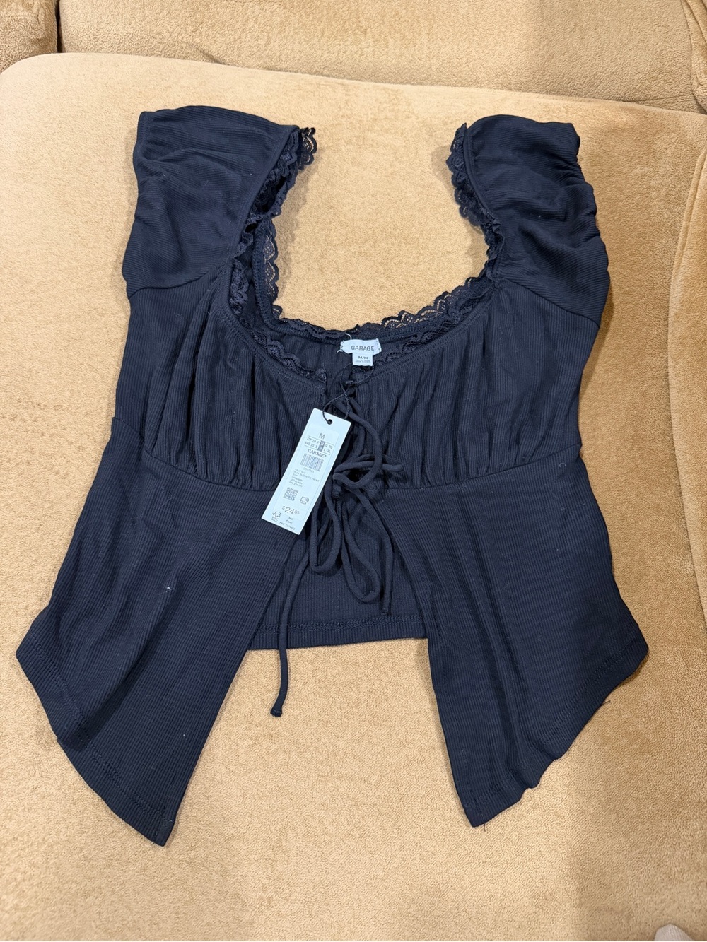 Women's puff sleeve top